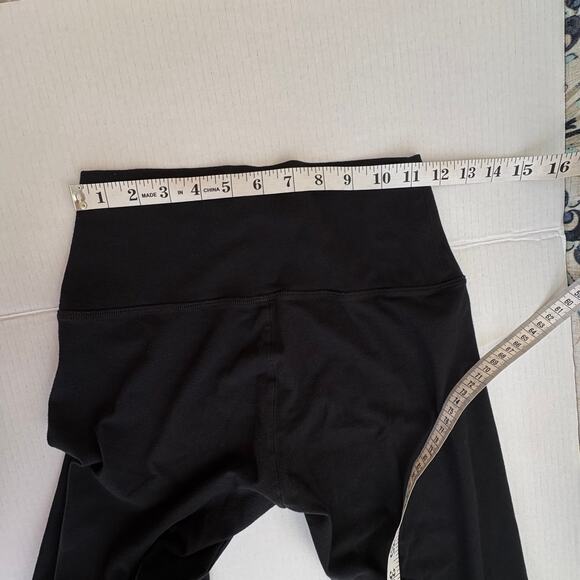OFFLINE by Aerie Black Size S leggings - Picture 4 of 5